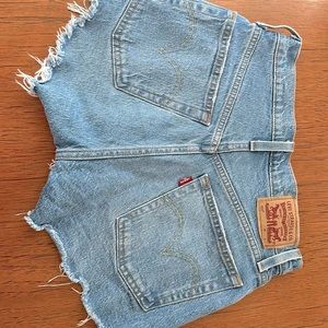 Levi’s 501 Jean shorts
